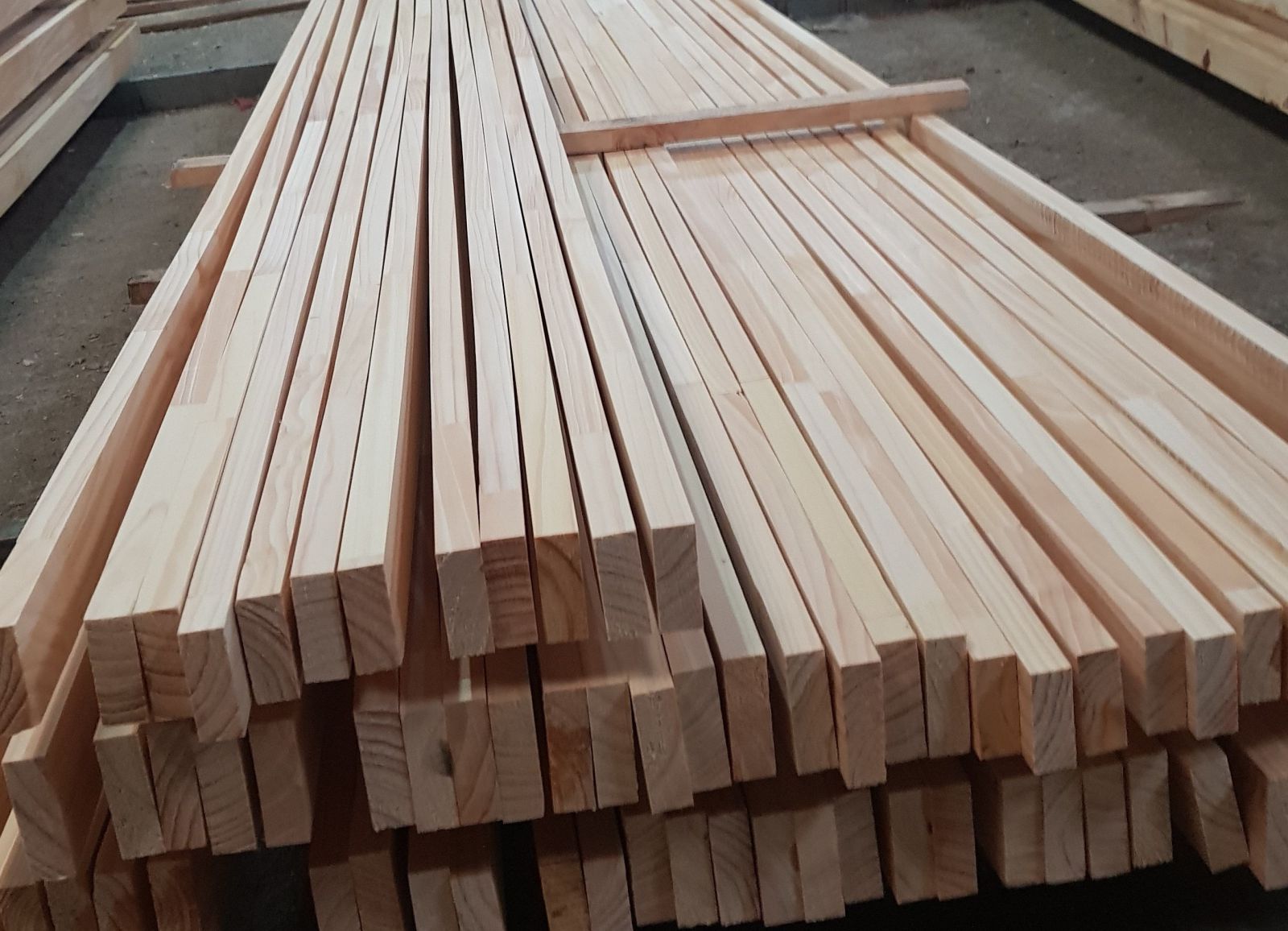 Kho gỗ nhập khẩu tại TPHCM